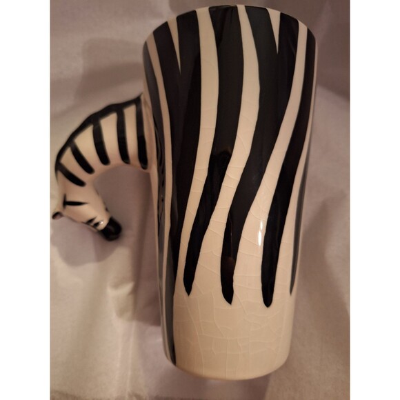 Vint~ZEBRA~3D~HEAD~Handle~LATTE~Tall~ANIMAL MUG~Hand Painted~BLACK&WHITE~Stripes - Picture 6 of 9